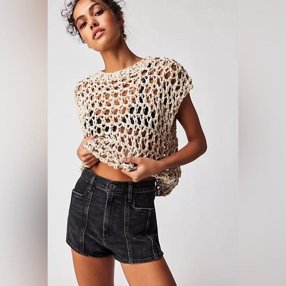 AGOLDE Nikita Organic Cotton High Rise Denim Shorts // Soy Sauce
